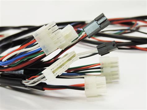 Standard Motor Products Wiring Harnesses, Cables